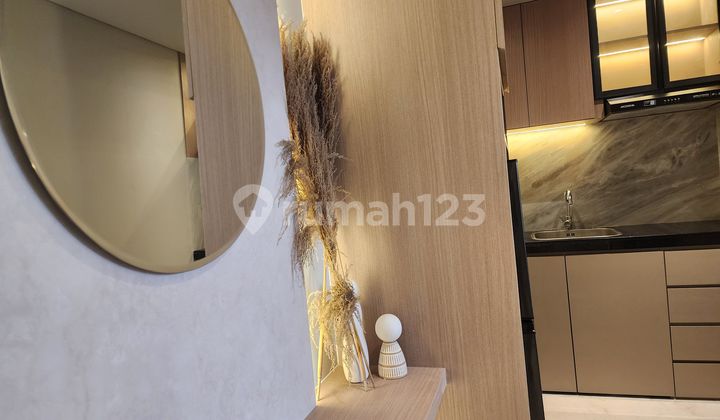 Apartemen Mewah Landmark Residence 2 BR Furnish di Pusat Kota 2