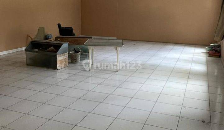 Ruang Usaha Luas Terawat di Mainroad Garuda Pusat Kota Bandung 7