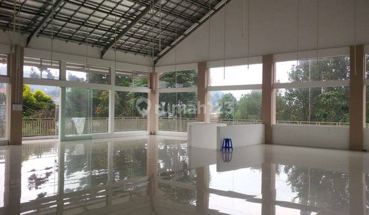 Ruko Luas di Mainroad Raya Lembang Cocok Untuk Cafe  8