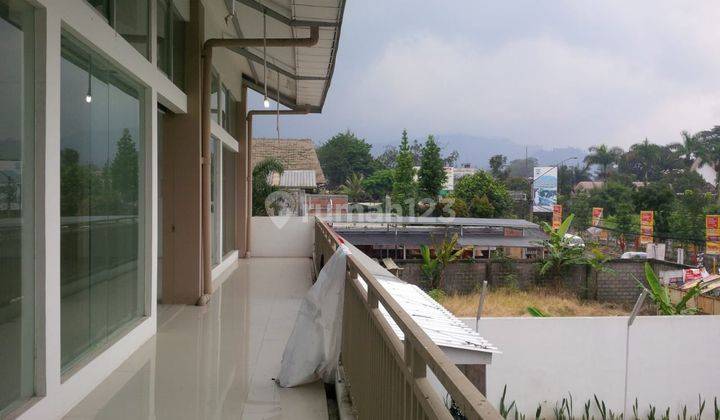 Ruko Luas di Mainroad Raya Lembang Cocok Untuk Cafe  12
