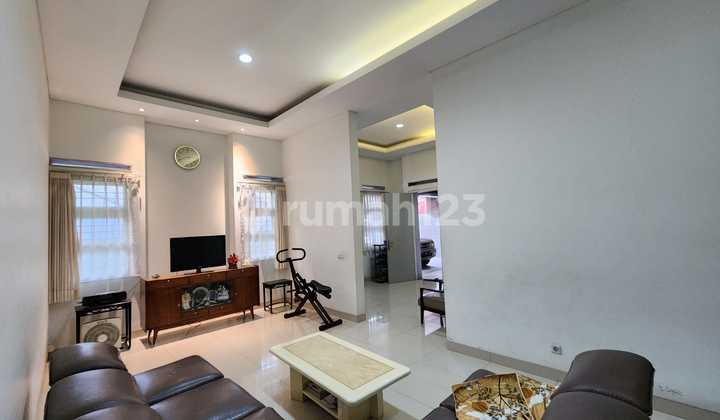 Rumah 2 Lantai Strategis di Sayap Martanegara Kota Bandung