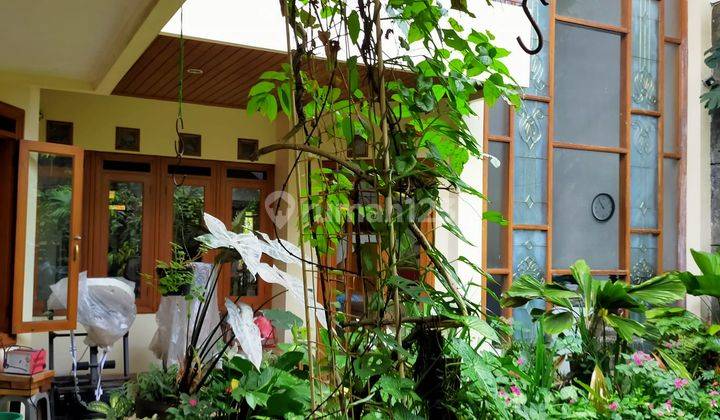 Rumah Megah Strategis di Sayap Riau, Kota Bandung 22