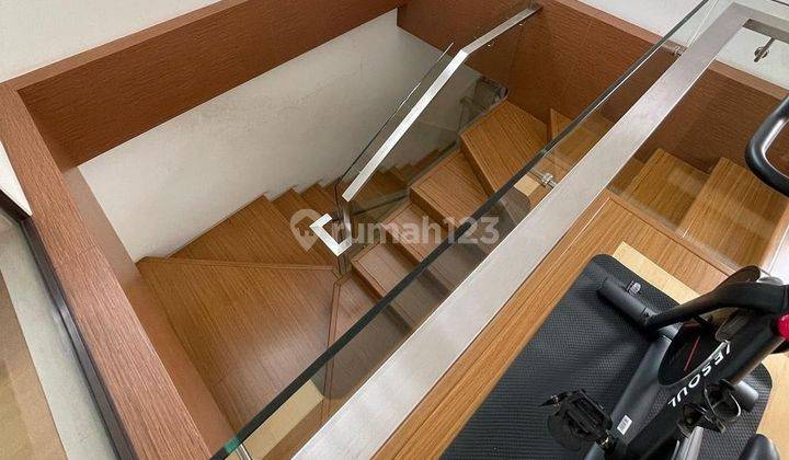 Rumah Lux Semi Furnish di Mainroad Garuda Bandung 7