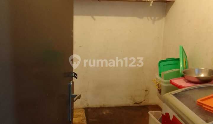 Ruang Usaha Tengah Kota di Padjajaran Bandung 7