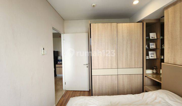 Apartemen Landmark Residence Type 1 BR Furnish Mewah Hadap Kolam 2