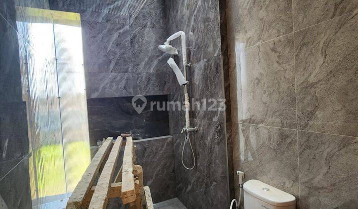 Dijual Rumah Bangunan Baru 3 Lantai Bandung Utara Setraduta 2