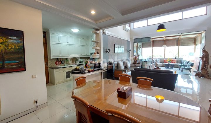 Tranquil and Comfortable House in Ciumbuleuit Hegarmanah, Bandung 2