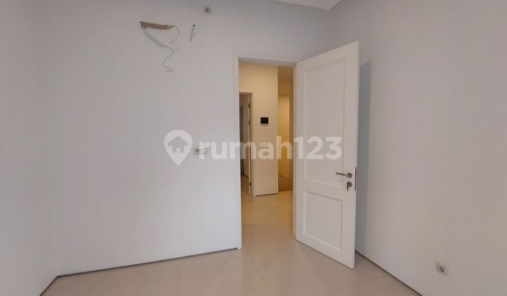 Exclusive 2-Story New House Near Toll Road in Setraduta Bandung 17