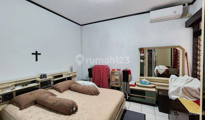 Turun Harga Di Jual Rumah Semi Furnish Siap Huni di Kopo 1