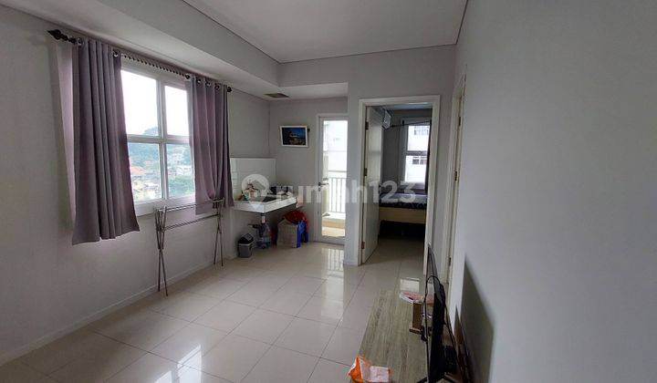 Sewa Apartemen Type 2 BR Posisi Hook Di Parahyangan Residence