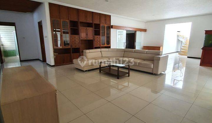 Di Jual Rumah Lux 1,5 Lantai Siap Huni Strategis di Bandung 1