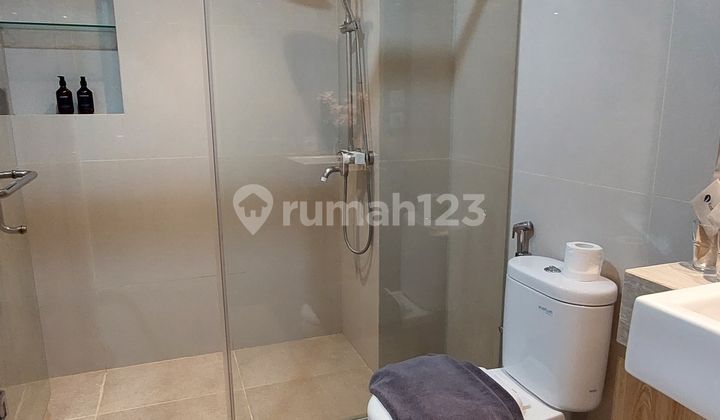 Sell Fast Landmark Residence 2BR Apartment in City Center