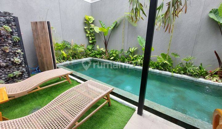 Rumah 2 lantai ada Kolam Renang di Tatar Punawangi Kota Baru Parahyangan 1