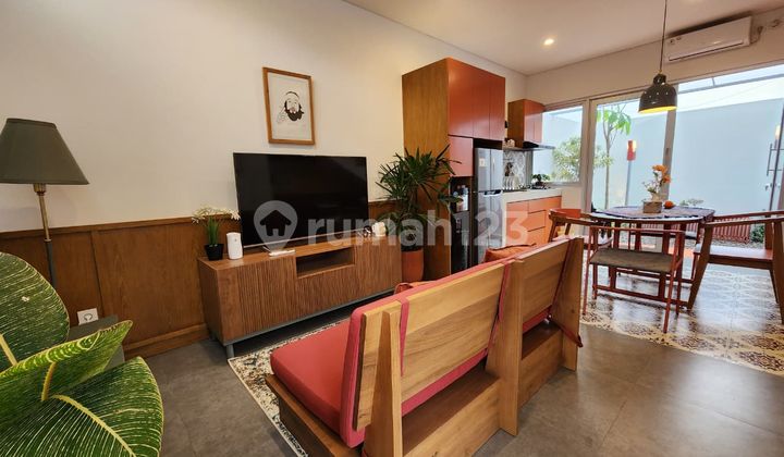 Rumah 2 Lantai Akses Dekat Tol dan Stasiun Woosh Padalarang KBP