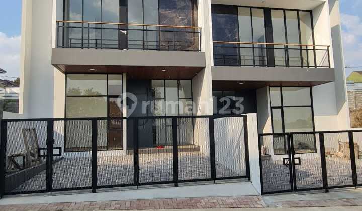 Rumah Lux Smart Home di Setraduta Grande Bandung Utara 2