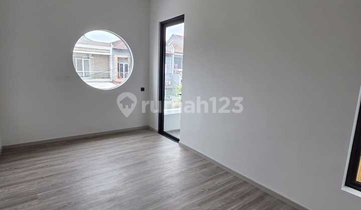 Rumah Baru Scandinavian Japanese Style di Mekarwangi Bandung 2