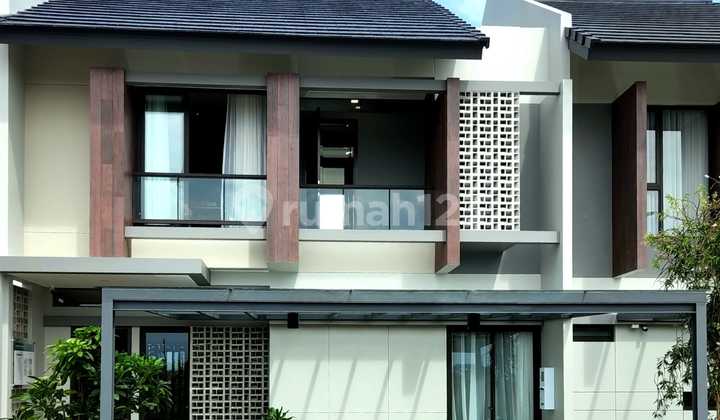 2-Story House in a Highly Strategic Location at Summarecon Bandung 2