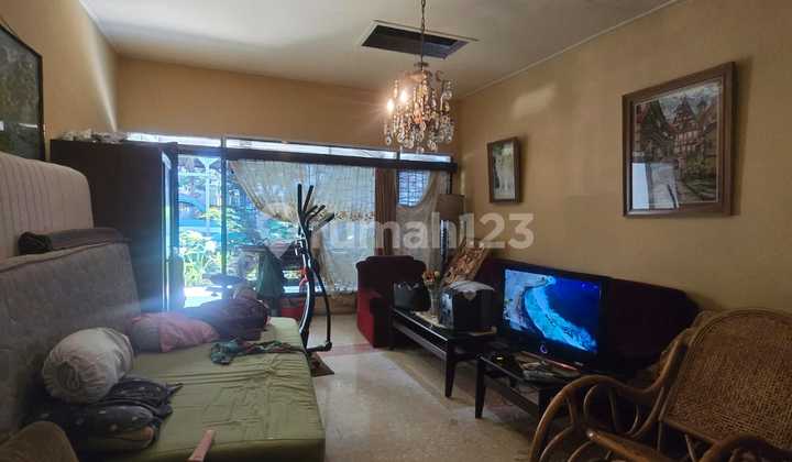 Dijual Rumah Bagus dan Luas Siap Huni Strategis Di Bandung