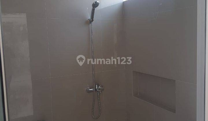 Greenland Rumah Baru Gress 2 Lantai Ready 8