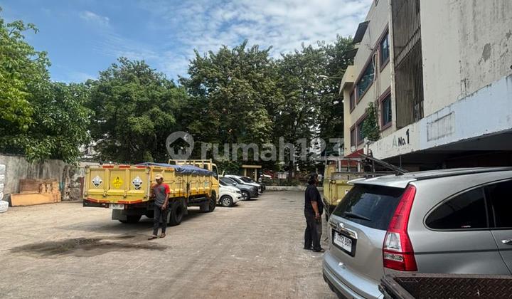Ruko Di Pangeran Jayakarta Aksea Kontainer 5x17m2.bangunan 3.5 Lantai 1