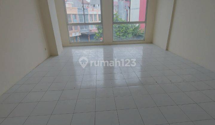 Ruko siap pakai 4.5x12m2 bagus 3 lantai HGB 1