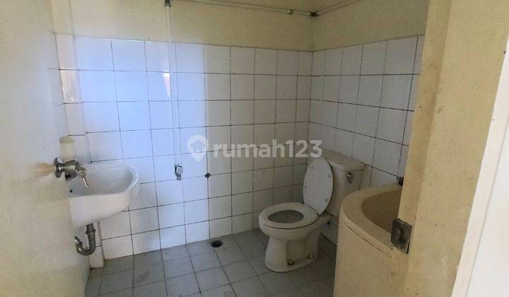 Ruko siap pakai 4.5x12m2 bagus 3 lantai HGB 7