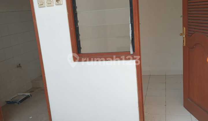 Rumah 2.5 lantai pademangan 3+1kt dan 2+1km 9