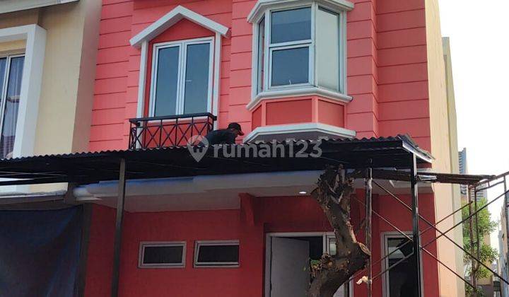 Rumah Milano Hoek Posisi Paling Depan 1