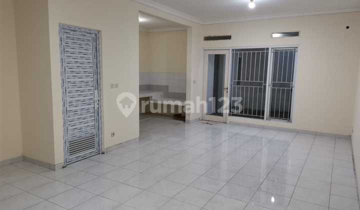 Jual Cepat, Lokasi Tenang # Ga Rebutan Parkir Sm Tetangga# 2