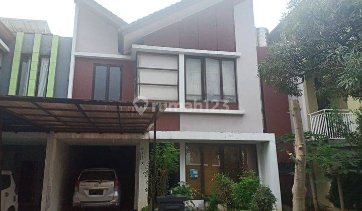 Rumah Serenade Lake Semi Furnished Dilengkapi Ruang Perpustakaan 1