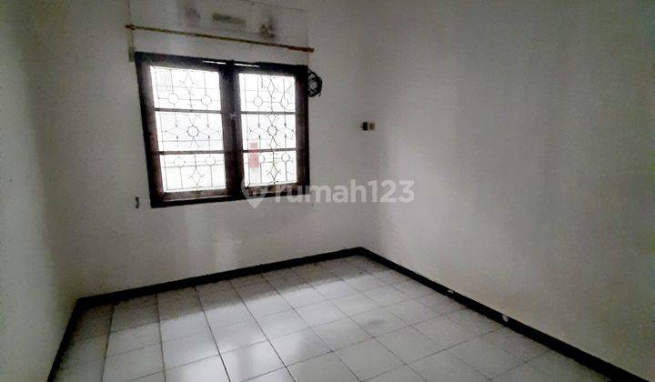 Rumah Rapi Siap Huni Dekat Sekolah Mal 4