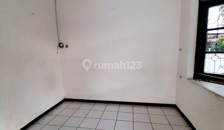 Rumah Rapi Siap Huni Dekat Sekolah Mal 7