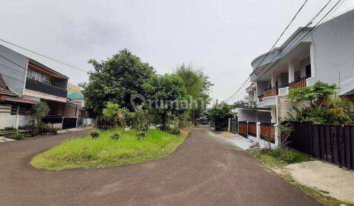 Rumah Baru Megah Full 2 Lantai Siap Huni  2