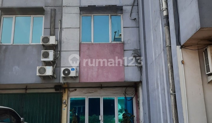 Ruko Strategis sebelah McDonalds