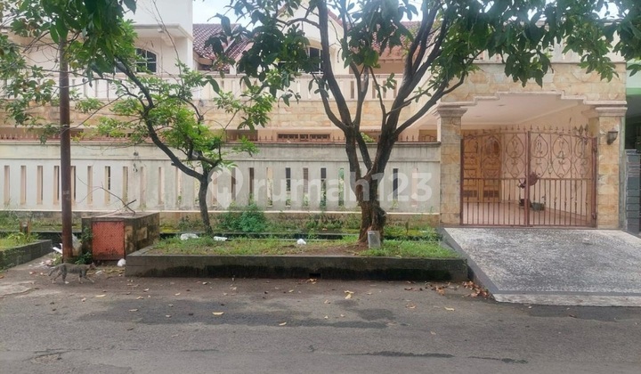 Comfortable house near Tarakanita school