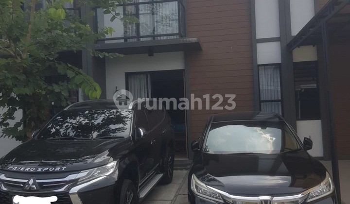 Rumah rapih di pusat Karawaci Rumah rapih di pusat Karawaci