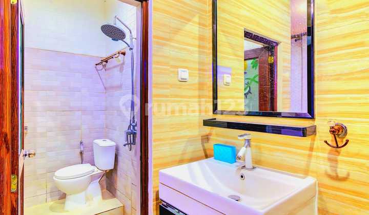 Hostel business is profitable in Bandung. Fully furnished and strategic location. 2