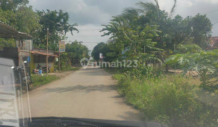 Tanah strategis di Cikampek Karawang Jawa Barat SHM 8