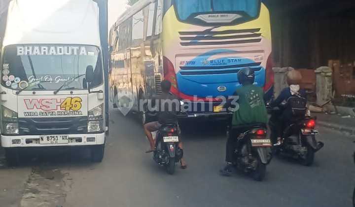 Bisa KPR, Gudang, 2 Lantai, SHM, Dekat Taman Kota, Bisa KPR, Gudang, 2 Lantai, SHM, Dekat Taman Kota,