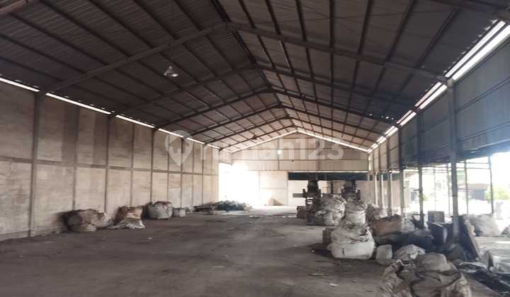 Warehouse in Grand Wisata 6900.0 m² Freehold Title Unfurnished Warehouse in Grand Wisata 6900.0 m² Freehold Title Unfurnished