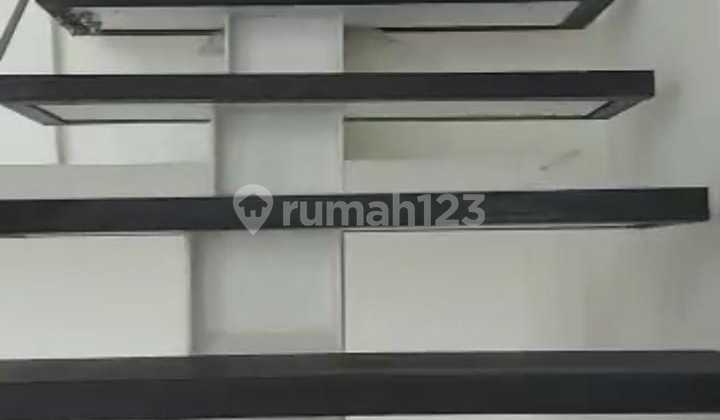 For Sale: Soho Brooklyn Apartment in Alam Sutera 2