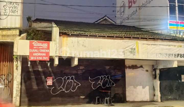Dijual / Disewa Rumah Pinggir Jalan Raya 1,5lantai di Jl. Satria Grogol Dijual / Disewa Rumah Pinggir Jalan Raya 1,5lantai di Jl. Satria Grogol