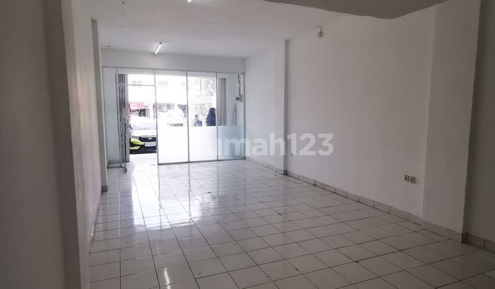 For Rent: Moderland Shop House Next to BPK Penabur Modernland For Rent: Moderland Shop House Next to BPK Penabur Modernland