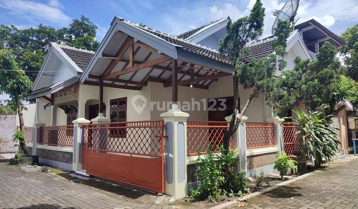 Rumah elit dijual tengah kota perumahan kaliwates (sw) 