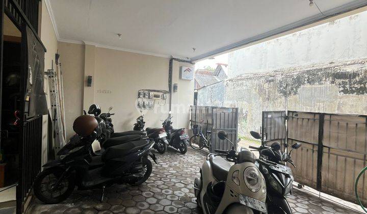 Jual Kost Area Seturan Jalan Wahid Hasyim 2 Lantai Full Penghuni 2