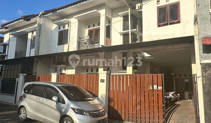 Kost Near UGM Exclusive with 13 Fully Furnished Rooms Pogung 1