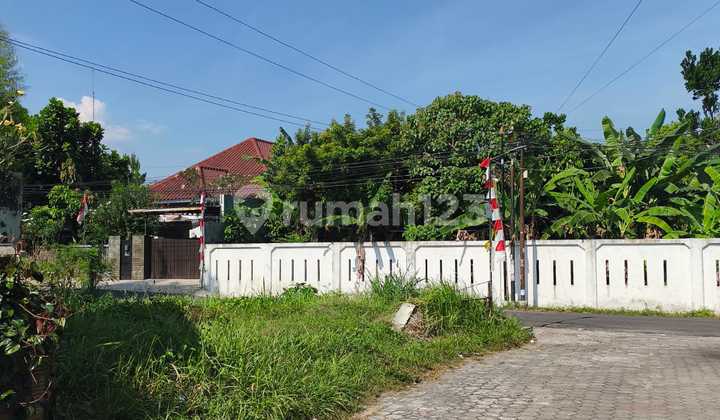 Strategic Land East PLN Banteng, Jalan Kaliurang Km 7, Manukan