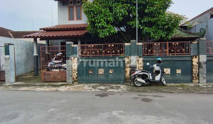Dijual Rumah Dekat Pasar Godean 2 Lantai Siap Langsung Huni Dijual Rumah Dekat Pasar Godean 2 Lantai Siap Langsung Huni