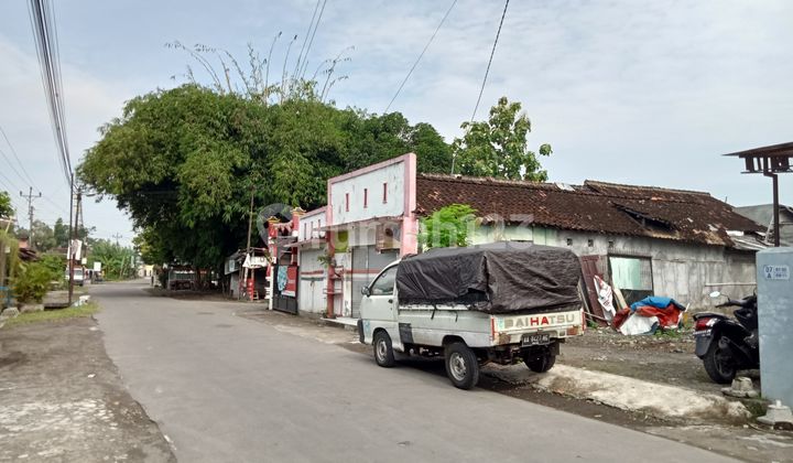 Maguwoharjo Land with SHM (Certificate of Land Ownership) Roadside Near Gis 3 Depok Sleman