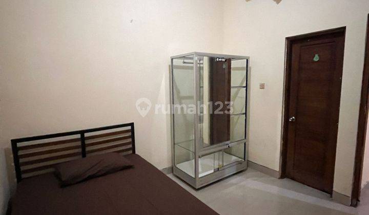 Dijual Murah Kost Full Penghuni di Jalan Wahid Hasyim Seturan 2